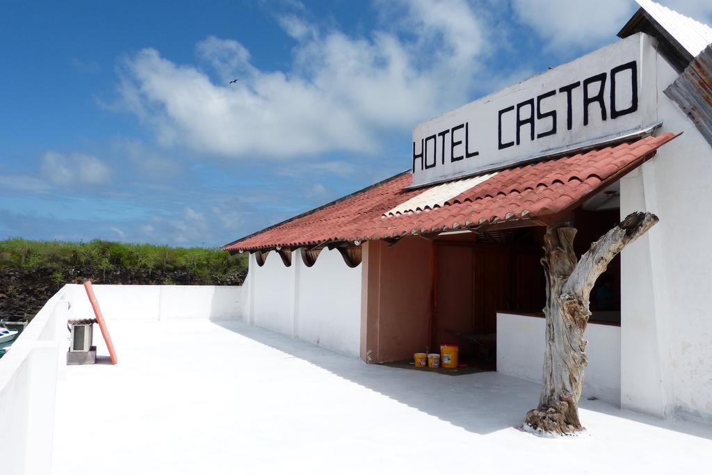 Hostal Castro Galapagos 푸에르토아요라 외부 사진